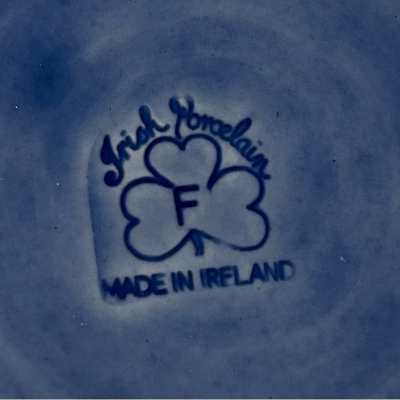 Wade Irish porcelain shamrock, tobacco, humidor jar with lockable lid. - Picture 6 of 7